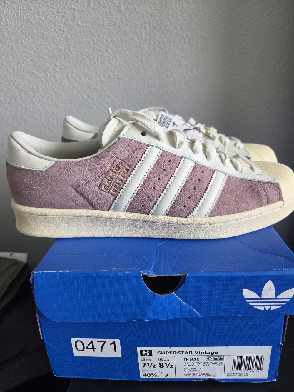 NIB Adidas Superstar Vintage Suede Sneakers in Mauve and White
